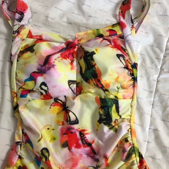 Swimwear - Picture 2 of 5